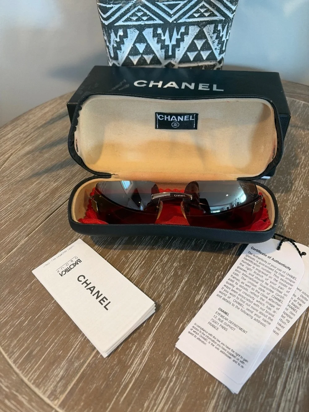 CHANEL sunglasses
